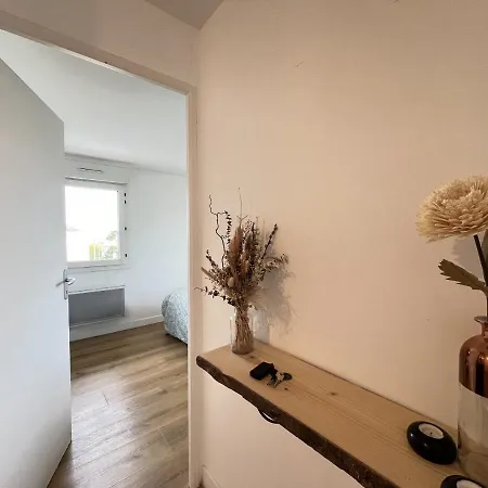 Le - Lumineux & Calme - 2p - Parking - Balcon Apartament
