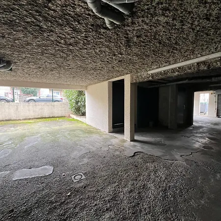 Apartament Le - Lumineux & Calme - 2p - Parking - Balcon *